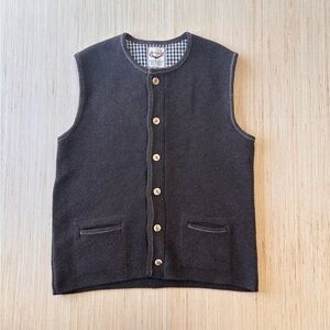 Stocker Point German Specialty Knit Vest